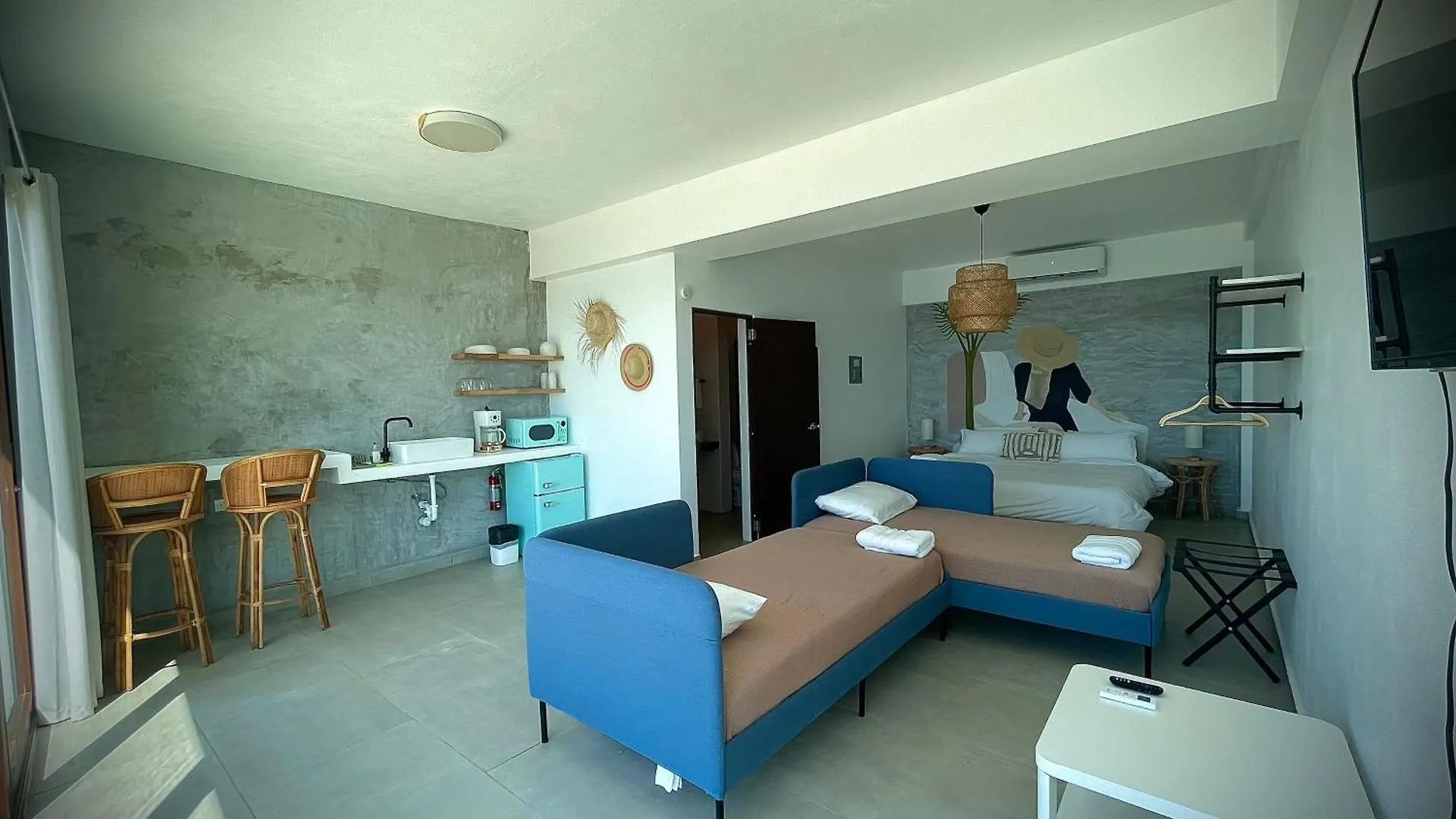 Guest house 1 Corcega Beachfront Suites Rincon