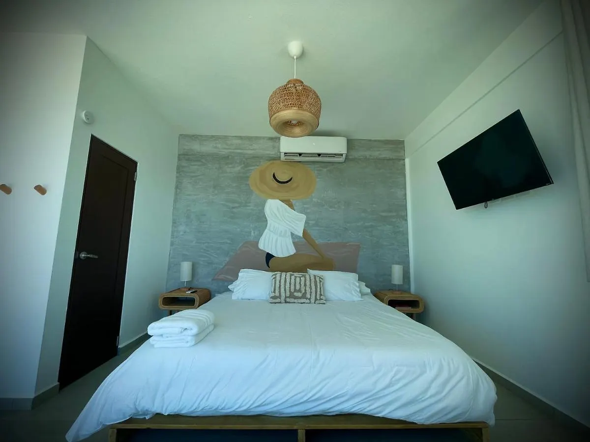 Guest house 1 Corcega Beachfront Suites Rincon