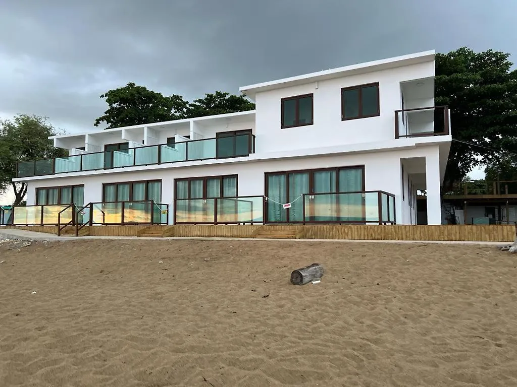 1 Corcega Beachfront Suites Rincon 0*,
