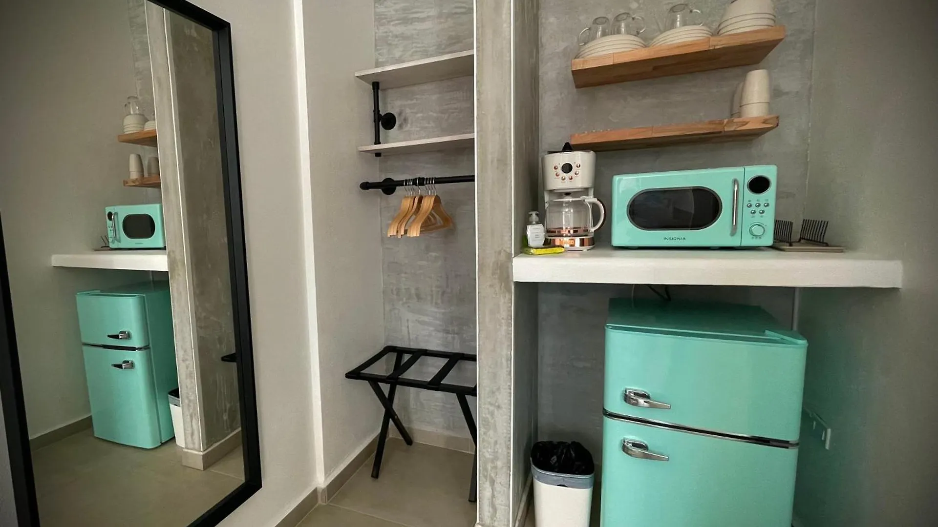 1 Corcega Beachfront Suites Rincon 0*,