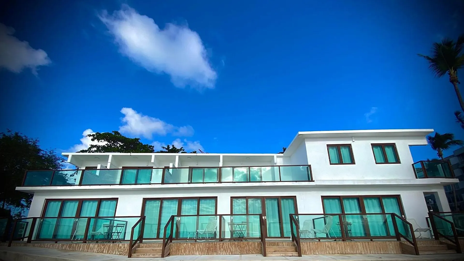 Guest house 1 Corcega Beachfront Suites Rincon