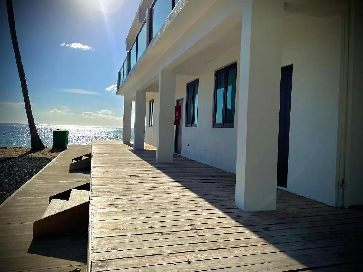 רינקון 1 Corcega Beachfront Suites בית הארחה