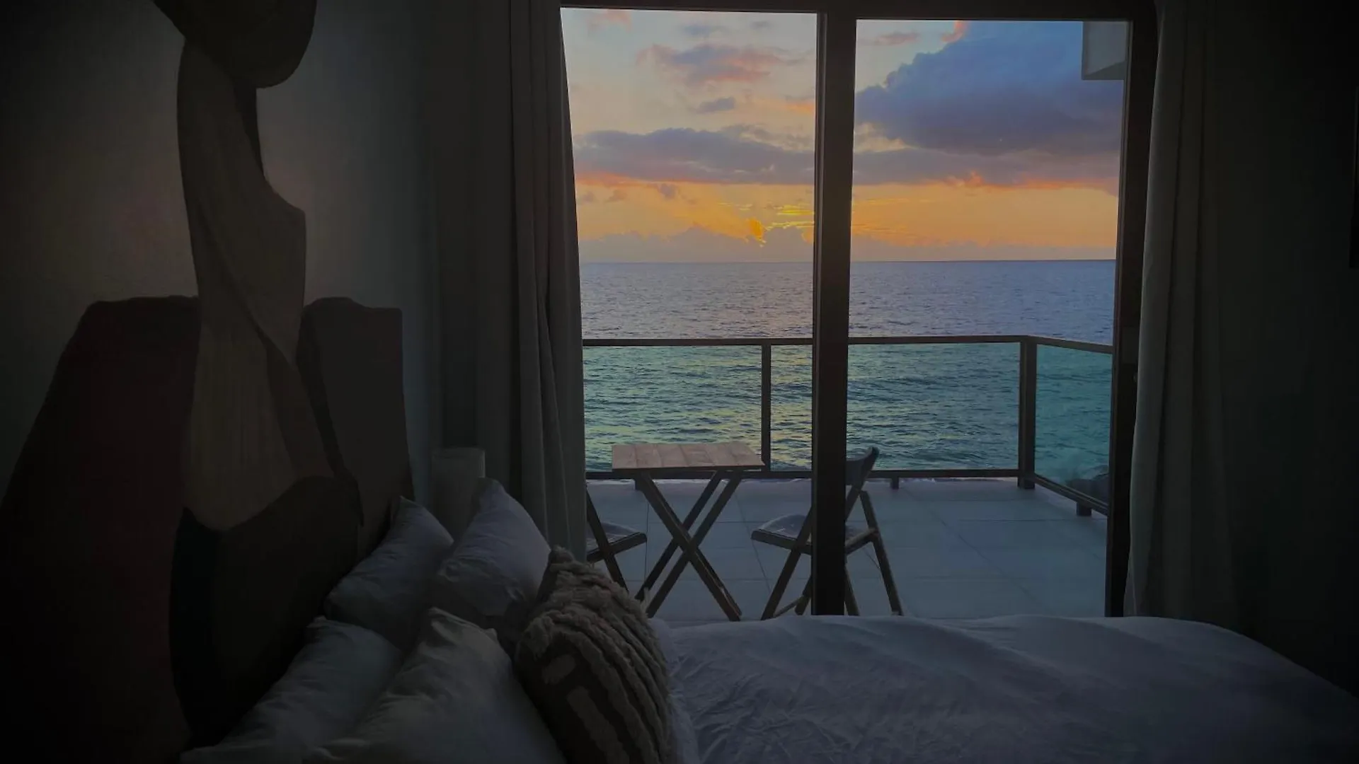 רינקון 1 Corcega Beachfront Suites פוארטו ריקו